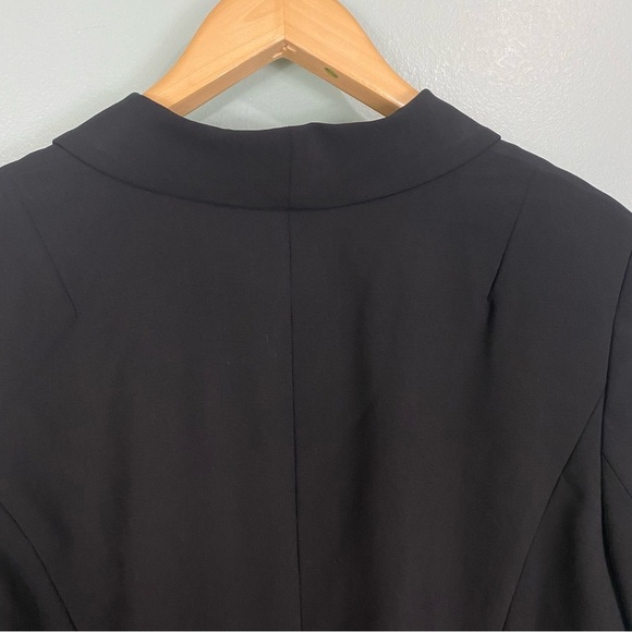 Eileen Fisher Black Wool Blend Crepe Blazer 2 Button Closure Sz L - Picture 8 of 9